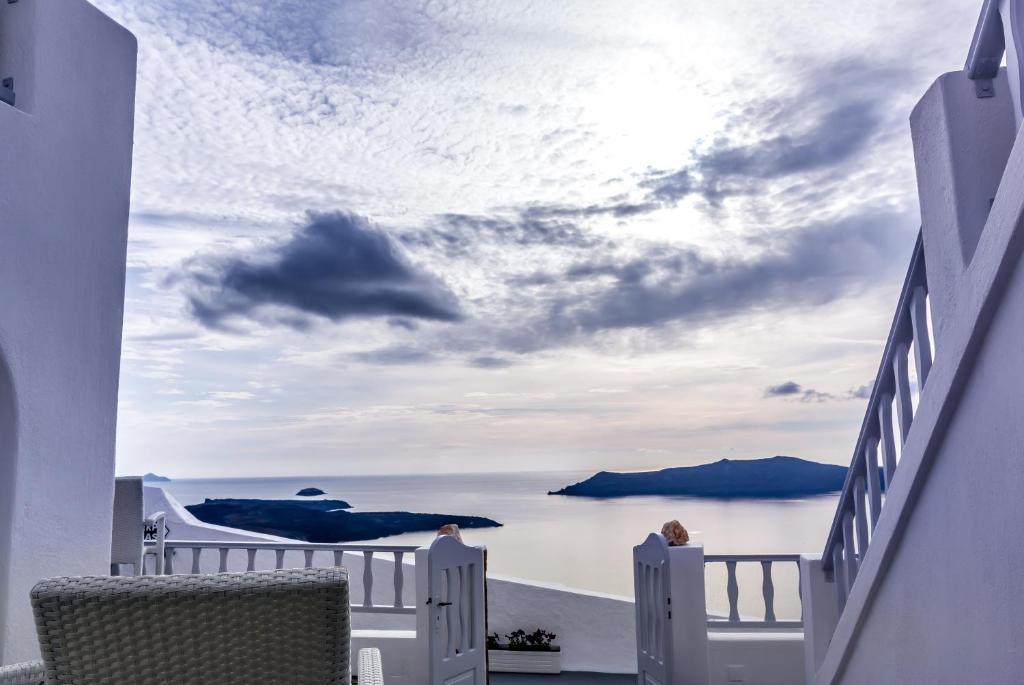 Santorini View Studios - Firostefani Caldera Ngoại thất bức ảnh
