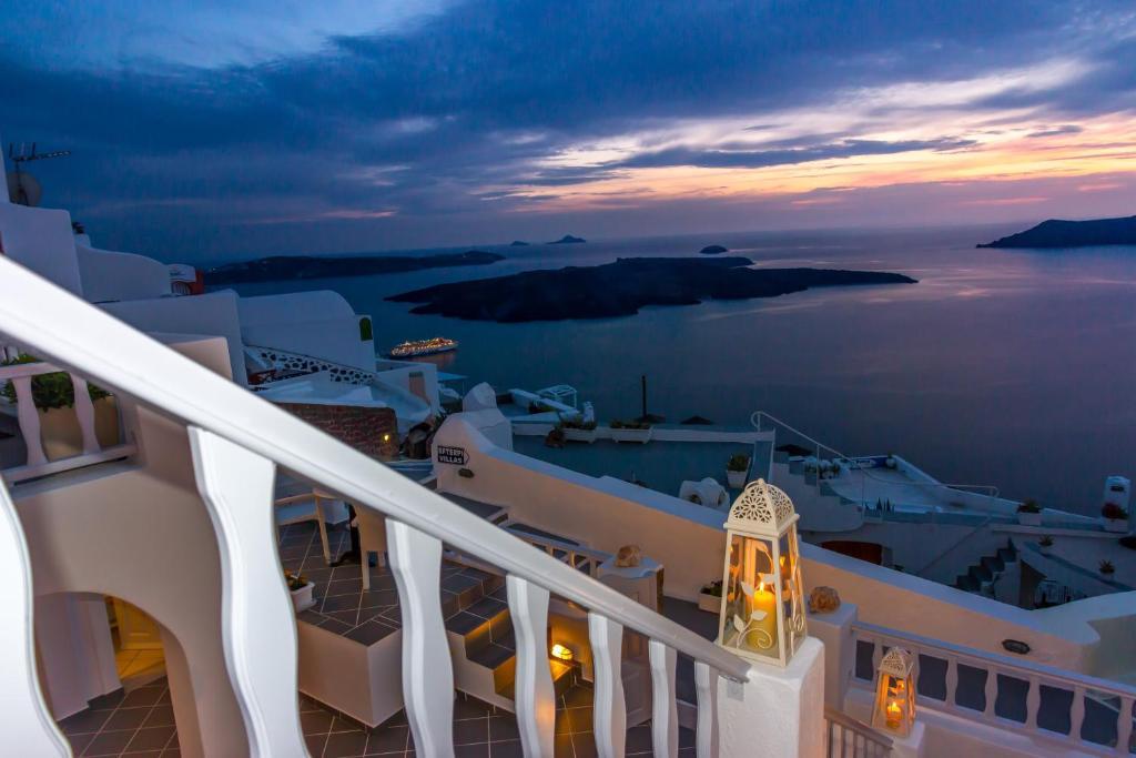 Santorini View Studios - Firostefani Caldera Ngoại thất bức ảnh